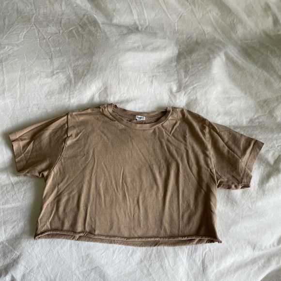 GARAGE CROP TOP - Picture 2 of 4